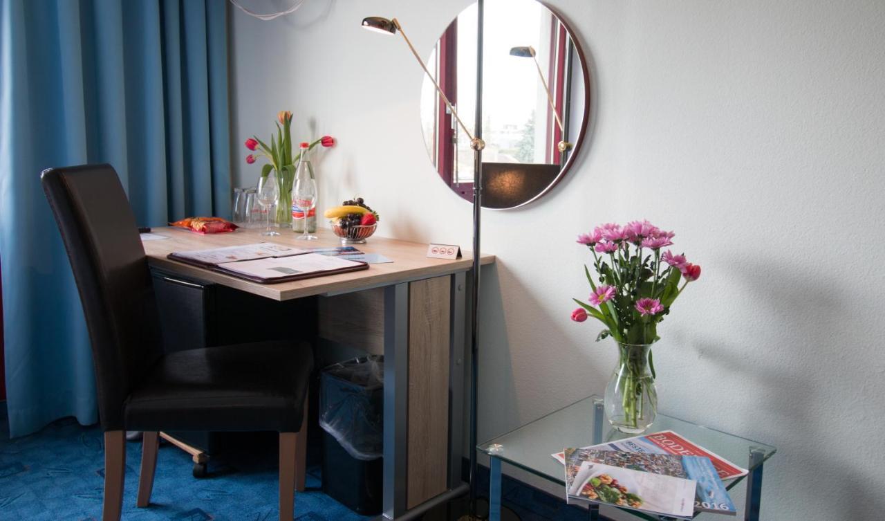 Park - Hotel Inseli Romanshorn Oda fotoğraf